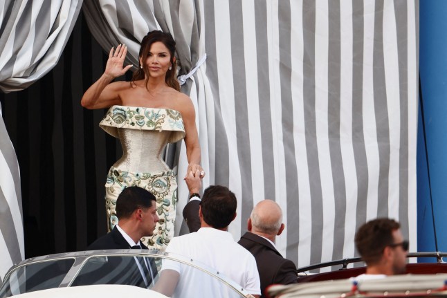 Amazon founder Jeff Bezos and Lauren Sanchez leave Aman Venice hotel, ahead of their expected wedding, in Venice, Italy, June 26, 2025. REUTERS/Yara Nardi