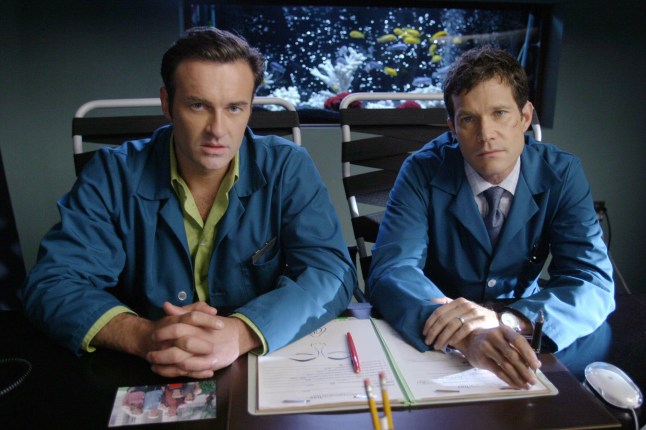 Television programme : Nip/Tuck (Season 2) Starring: Dylan Walsh - Dr. Sean McNamara Julian McMahon - Dr. Christian Troy John Hensley - Matt McNamara Roma Maffia - Dr. Liz Cruz Joely Richardson - Julia McNamara Warner Bros.