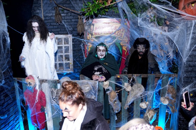 Jonathan Ross participates in Halloween festivities outside his house in north London. Picture date: Friday October 31, 2025. PA Photo. Photo credit should read: James Manning/PA Wire