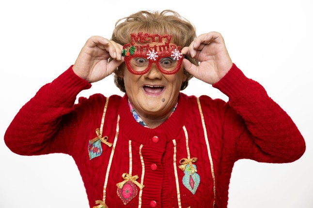 TX DATE:25-12-2025,TX WEEK:51,EMBARGOED UNTIL:25-11-2025 00:00:01,DESCRIPTION:Agnes wearing a pair of novelty Christmas glasses.,COPYRIGHT:BBC Studios / BOC,CREDIT LINE:BBC Studios / BOC / Graeme Hunter