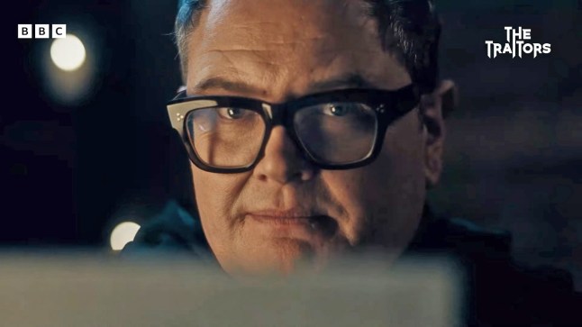 Youtube Videograb: Alan Carr hands the cloak over to the new Traitors - BBC. https://www.youtube.com/watch?v=LRjZ7_Mb-yM