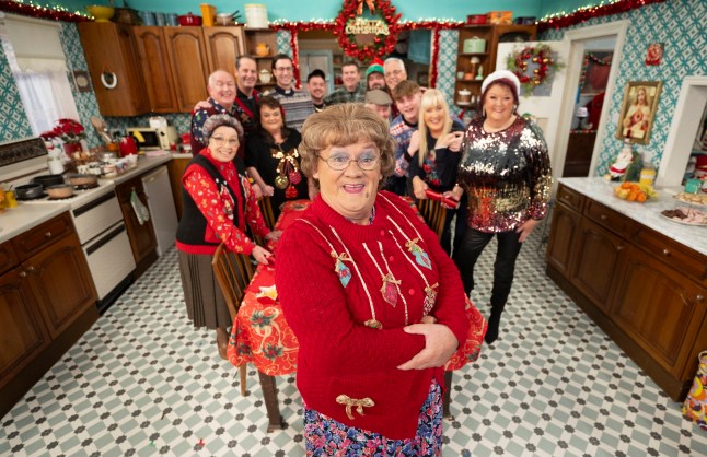 TX DATE:25-12-2025,TX WEEK:51,EMBARGOED UNTIL:25-11-2025 00:00:01,DESCRIPTION:Agnes and her extended family gather in the kitchen.,COPYRIGHT:BBC Studios / BOC,CREDIT LINE:BBC Studios / BOC / Graeme Hunter