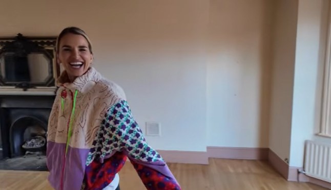 Vogue Williams shares first look inside huge new ?forever home? with Spencer Matthews I?VE GOT NEWS | Moving House, Festive Shenanigans & An Impromptu Christmas Party with Joanne Vogue Williams - What Does She Even Do?